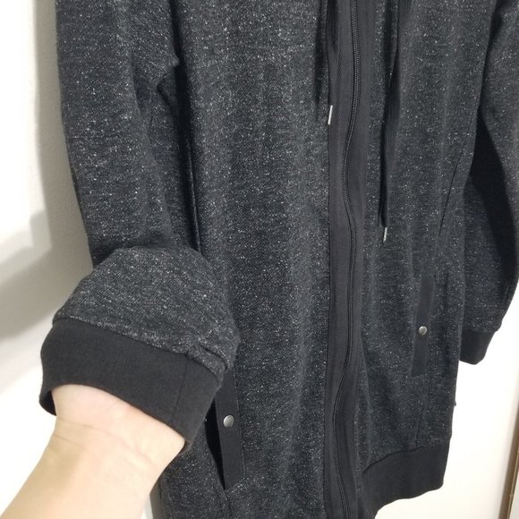 💕Thyme Maternity Gray Cozy Full Zip Hoodie Sweater Small - Picture 5 of 10